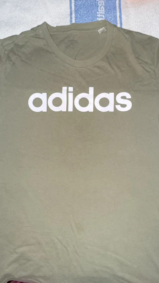 Adidas khaki T shirt Sz M - Photo 2 of 4