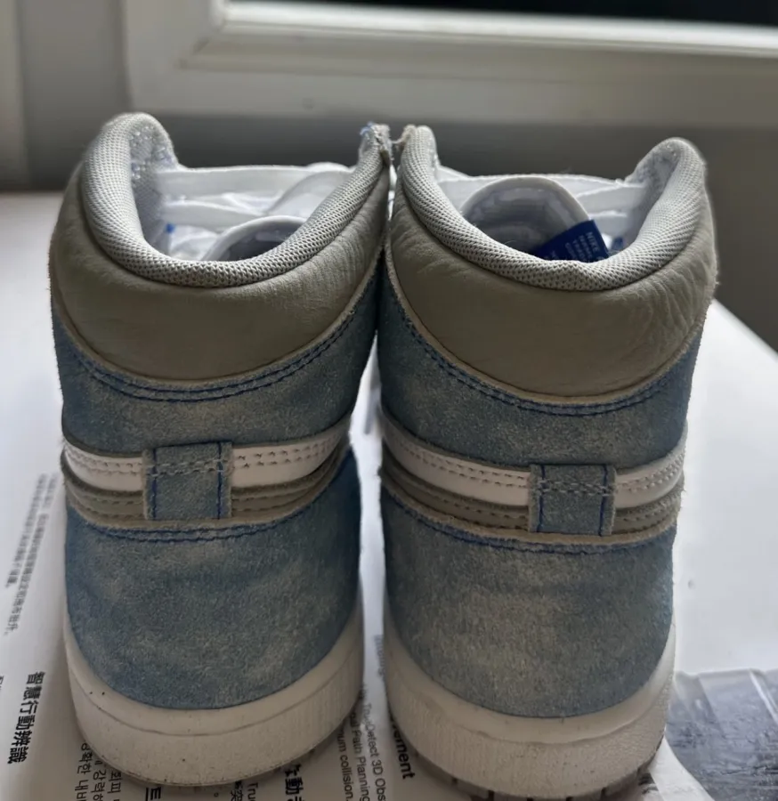 Nike Air - Photo 2 of 3