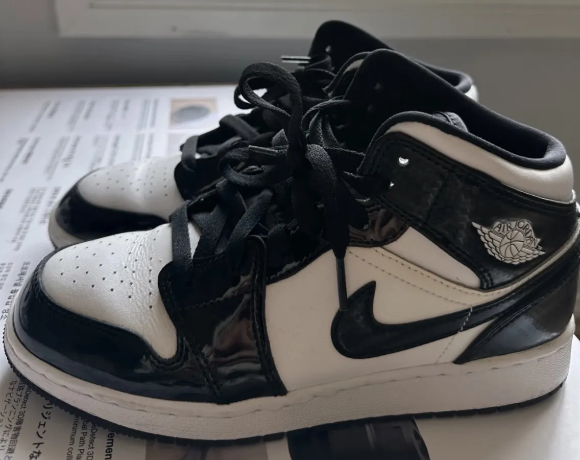 Nike air - Photo 1 of 3