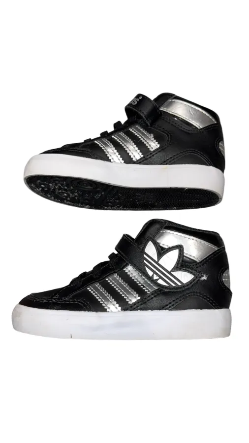 Adidas kids Forum 84 Low top Trainers sz Aus 7 - Photo 1 of 8