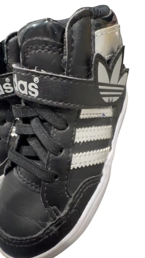 Adidas kids Forum 84 Low top Trainers sz Aus 7 - Photo 5 of 8