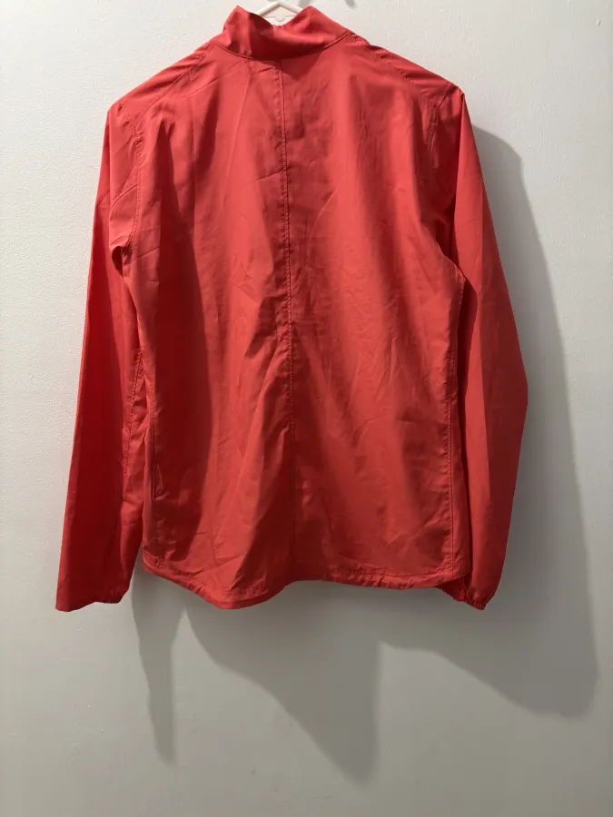 ASICS Women’s packable light jacket - Photo 2 of 2