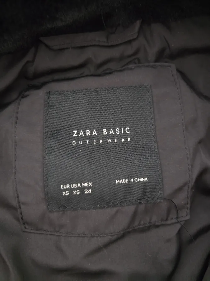 Black Puffer Jacket - Photo 4 of 4