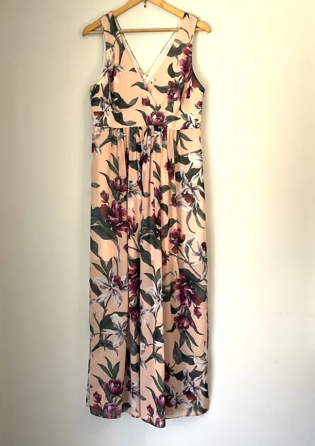 Wayne Cooper Events Woman's Size 14 Peach Floral Lined Chiffon Maxi Dress - Photo 1 of 5