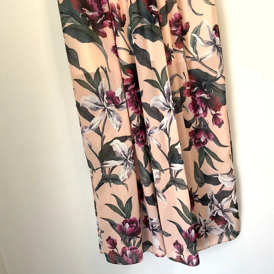 Wayne Cooper Events Woman's Size 14 Peach Floral Lined Chiffon Maxi Dress - Photo 2 of 5
