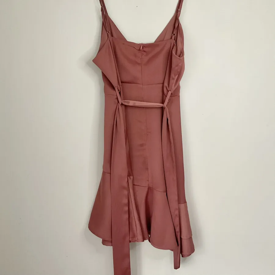 Princess Polly Woman's Size 14 Dusky Pink Tie Waist Ruffle Hem Mini Dress - Photo 2 of 8