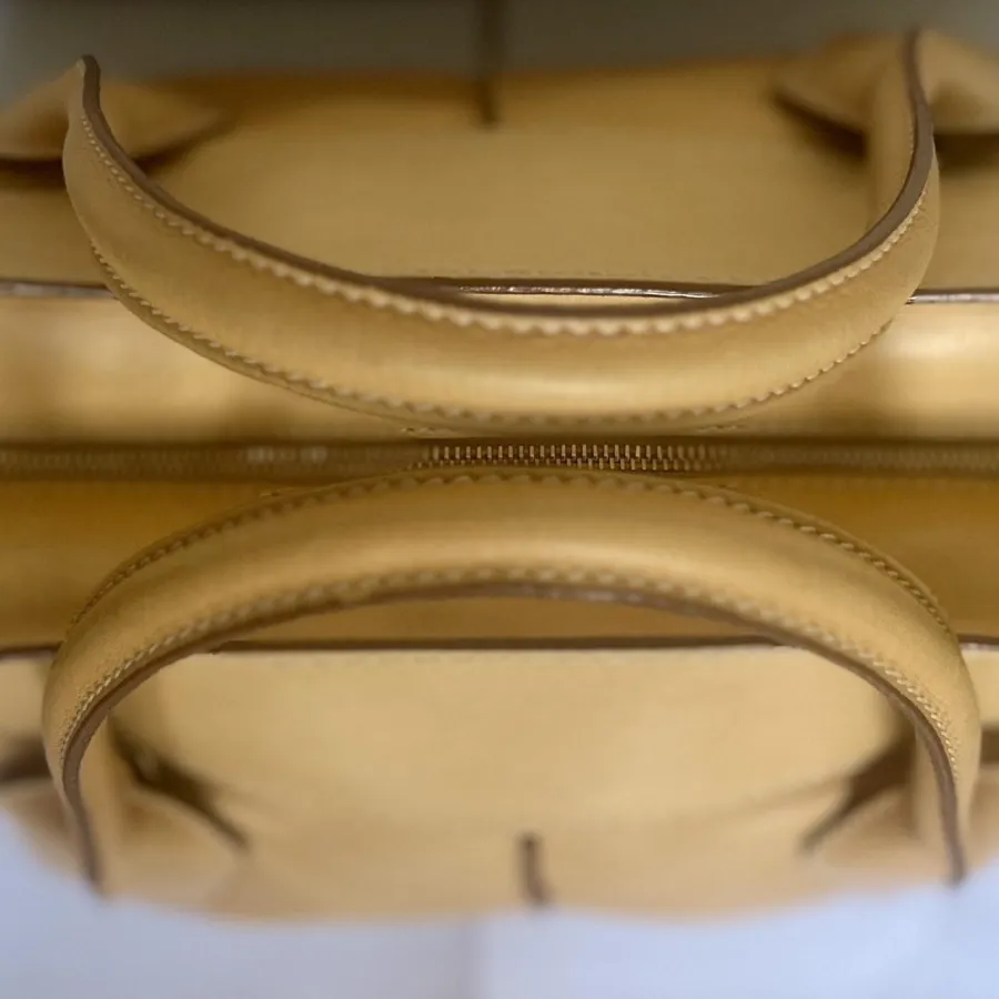 Tod’s Tan D-Styling Tote Bag – Classic Structured Leather Shoulder Bag - Photo 3 of 8