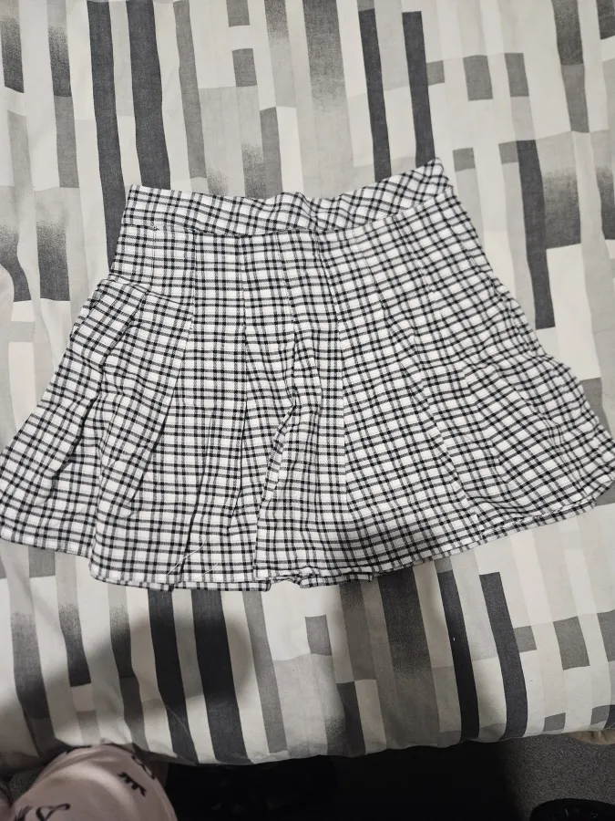 Factorie Black and White Skirt - Photo 1 of 2