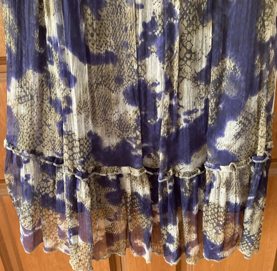 Tokito Silk Tie Dye Print Sequin Neck Strappy Purple Dress - Photo 6 of 8