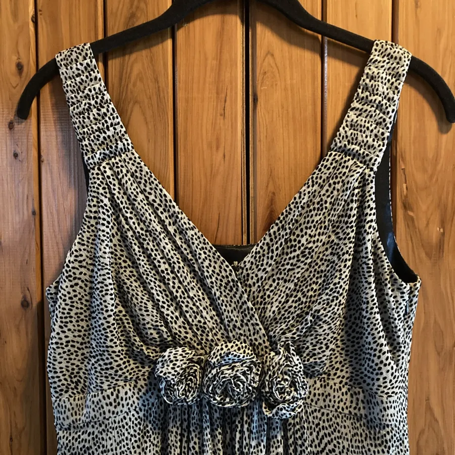 Jigsaw Silk Black Flock Spot Print Rosette Front Dress Size 10 - Photo 2 of 5