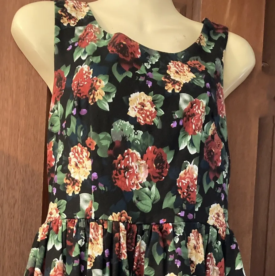 Chicabooti Floral Dress Fit & Flare Lined Tulle Petticoat Size 8 - Photo 6 of 6