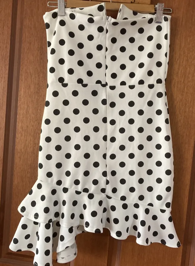 Pretty Little Thing Polka Dot Bodycon Strapless Dress Frill Hem Size 8 NWT - Photo 4 of 5