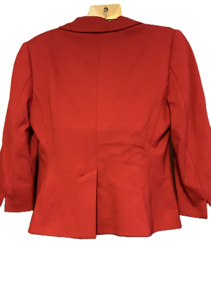 MARC'S red double-breasted rayon crop jacket with front flaps and 3/4 length sleeves. Size 12. - Photo 3 of 5