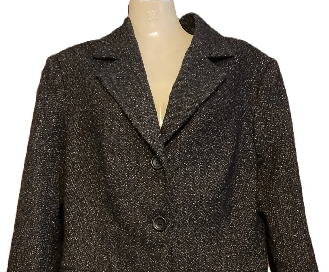 Vintage 1980’s Trent Nathan brown wool mix tweed coat, jacket with front pockets size 12. Australian designed and made. - Photo 7 of 7
