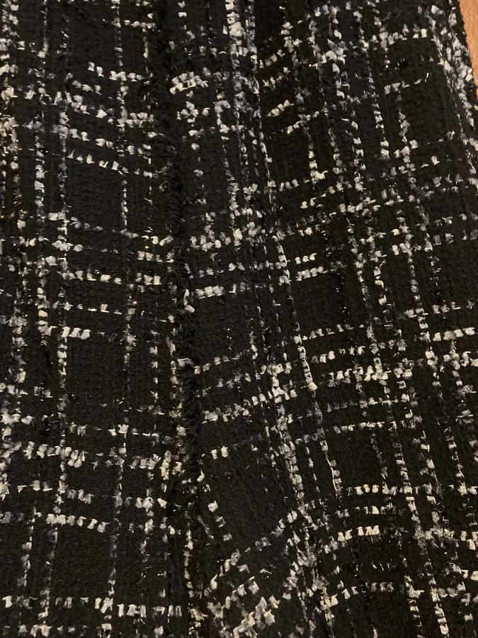 Country Road black wool mix tweed full midi skirt with front and rear splits. Italian fabric. Size 14.  NEW with tags. - Photo 2 of 8