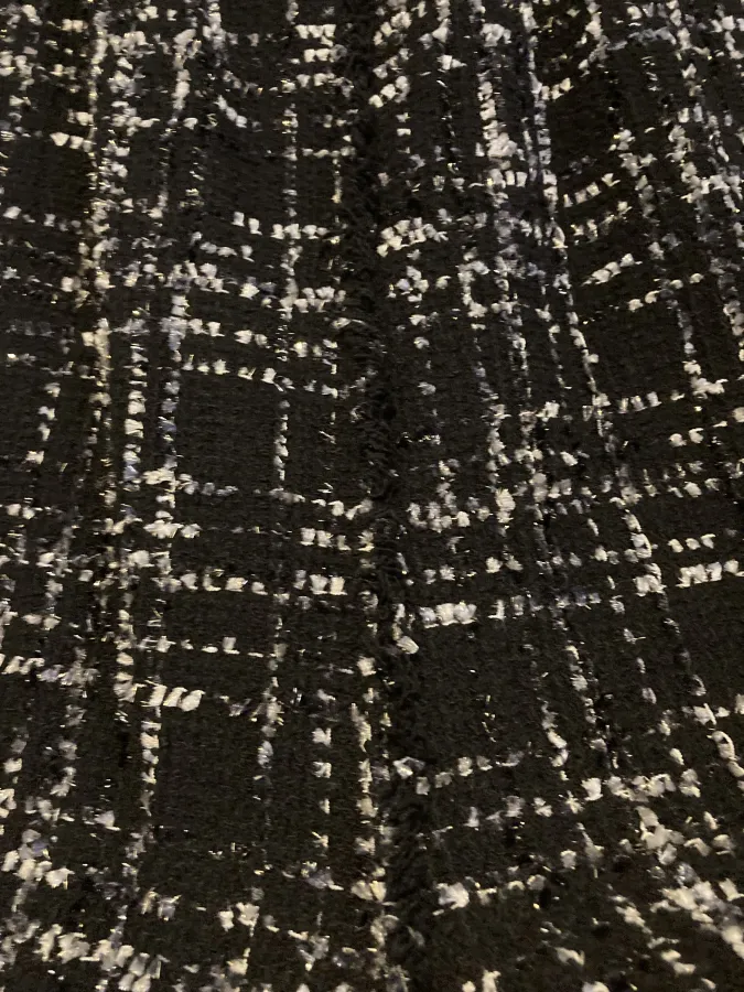 Country Road black wool mix tweed full midi skirt with front and rear splits. Italian fabric. Size 14.  NEW with tags. - Photo 5 of 8