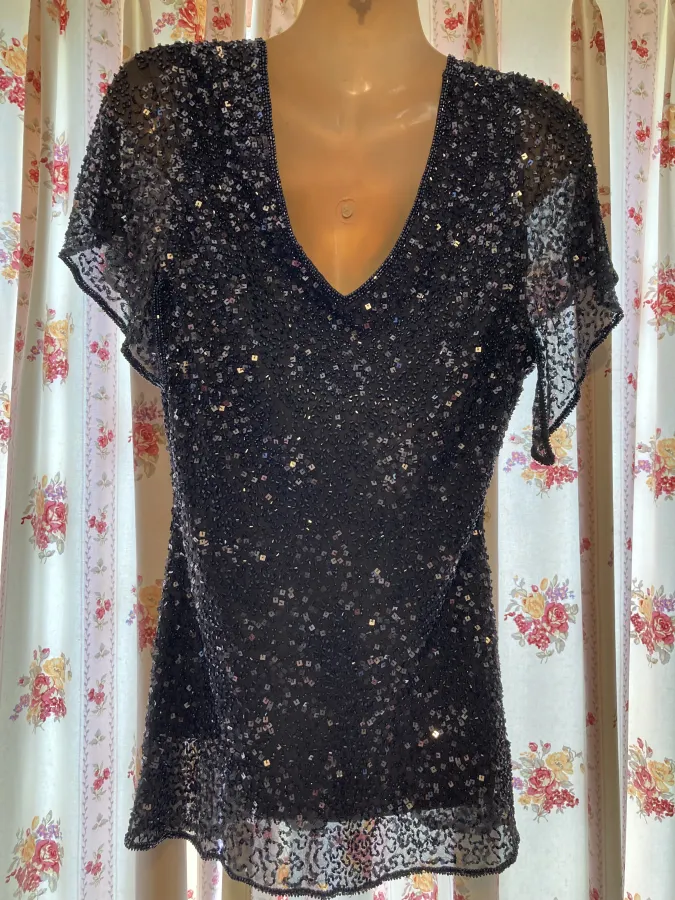 Laura K vintage sparkling grey silk heavily beaded top. Size 12. - Photo 6 of 9