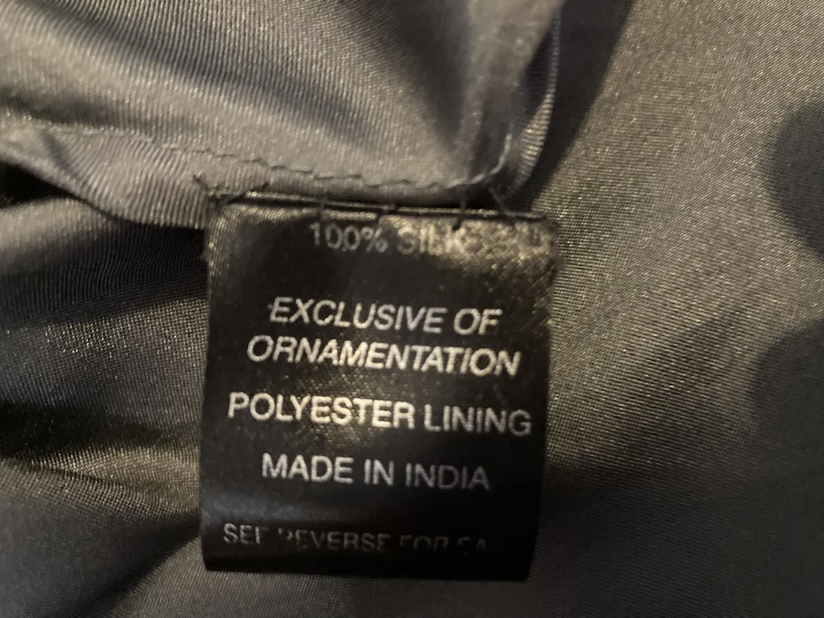 Laura K vintage sparkling grey silk heavily beaded top. Size 12. - Photo 8 of 9