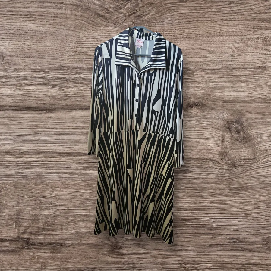 Vintage dress - Photo 1 of 1