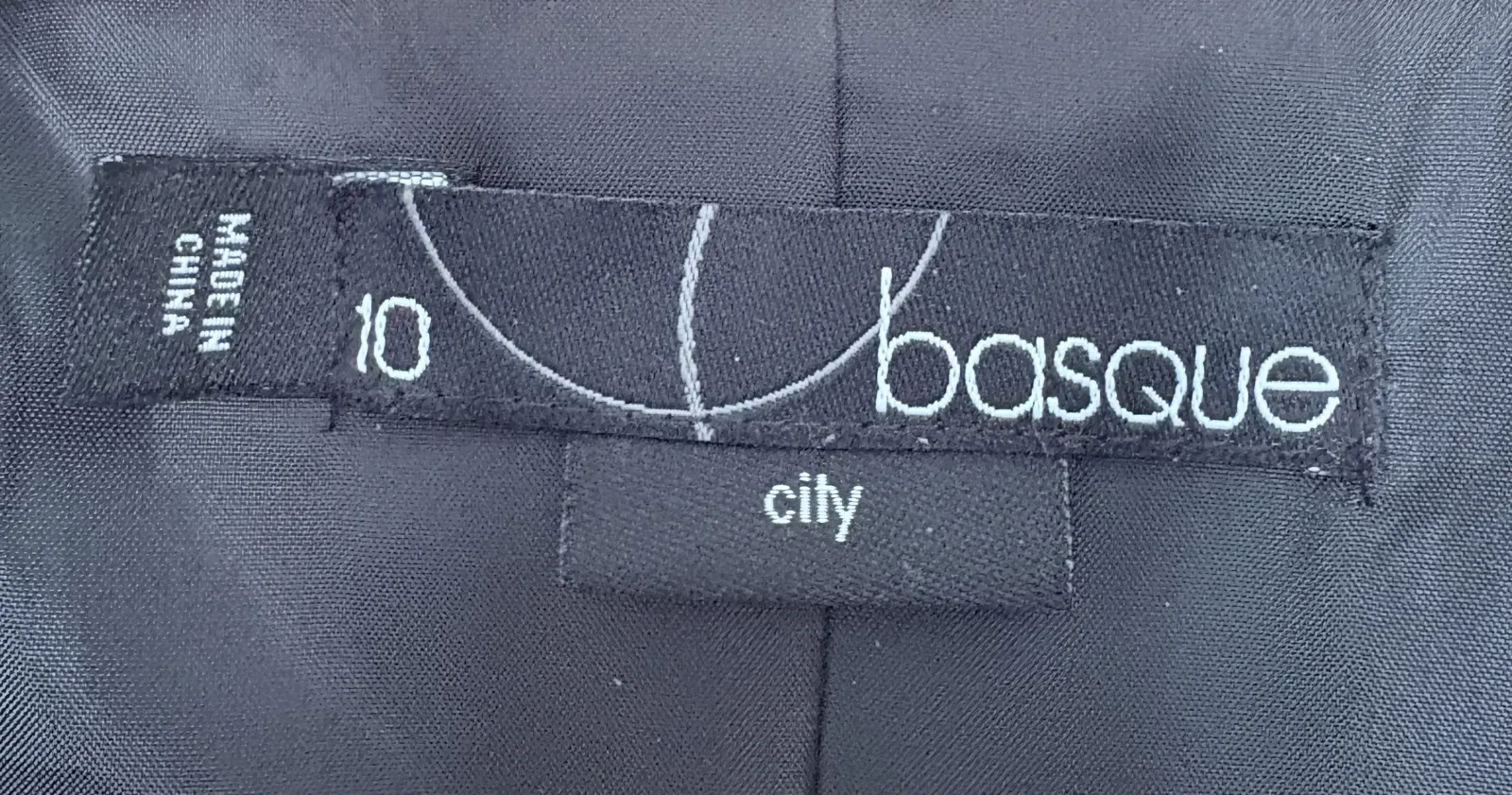 Basque blazer - Photo 3 of 3