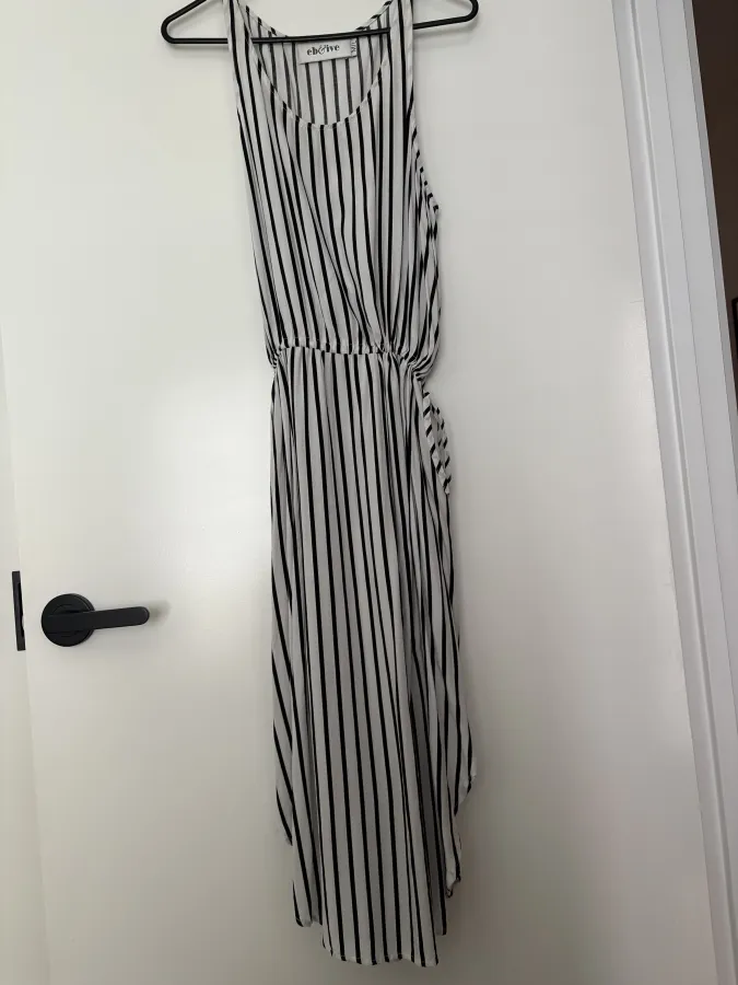 Striped cocktail dress - Photo 1 of 4