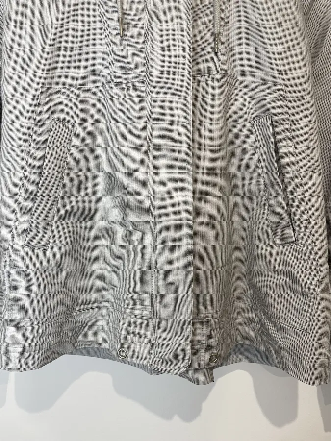 Lee Mathews: Lightweight Hooded Jacket - Photo 3 of 9