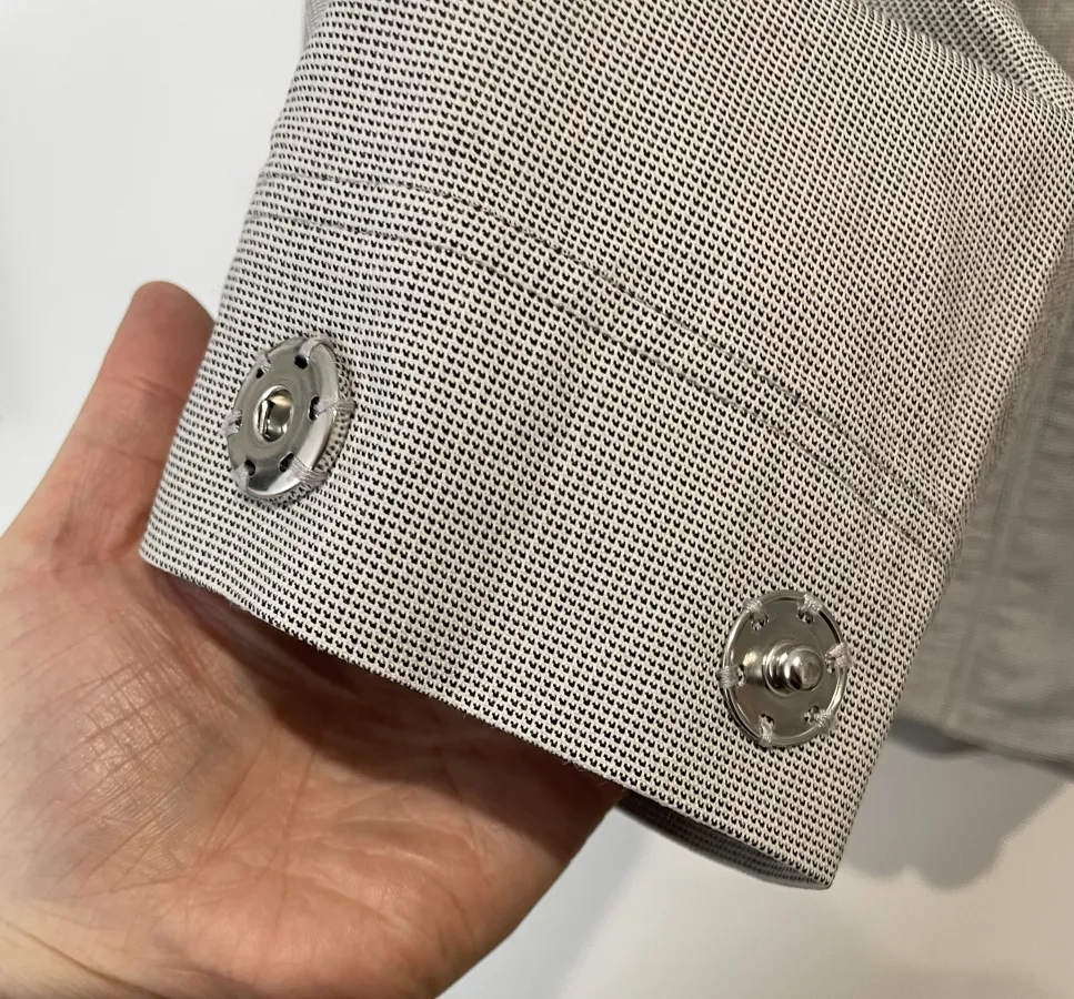 Lee Mathews: Lightweight Hooded Jacket - Photo 4 of 9