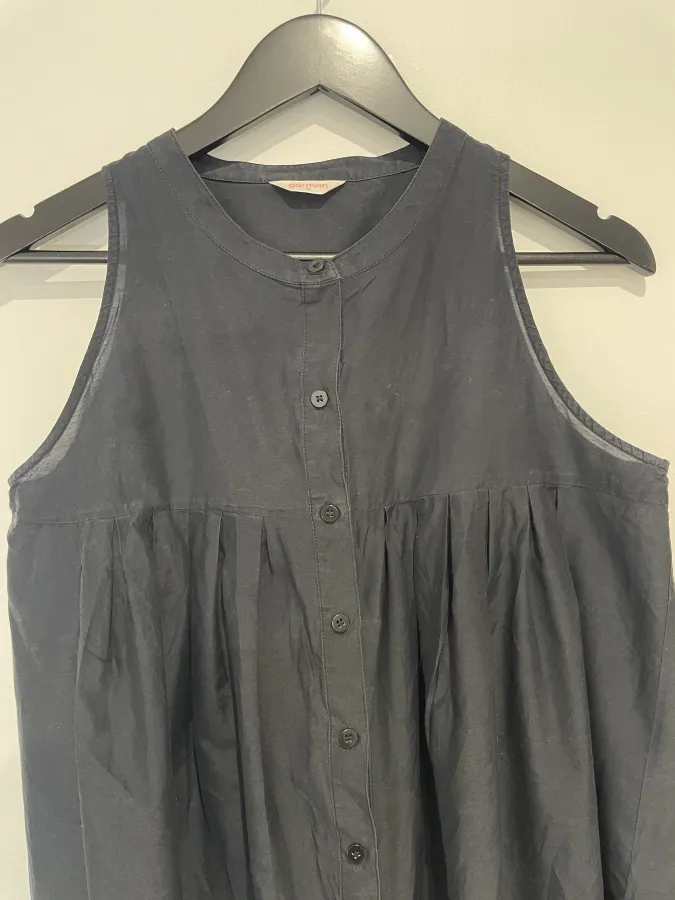 Gorman: Button Front Blouse - Photo 2 of 5
