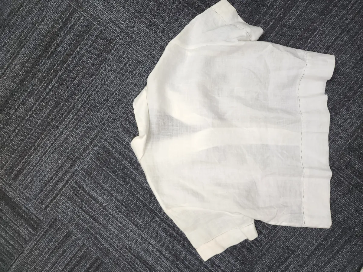 Country Road Cropped White shirt - Photo 1 of 2