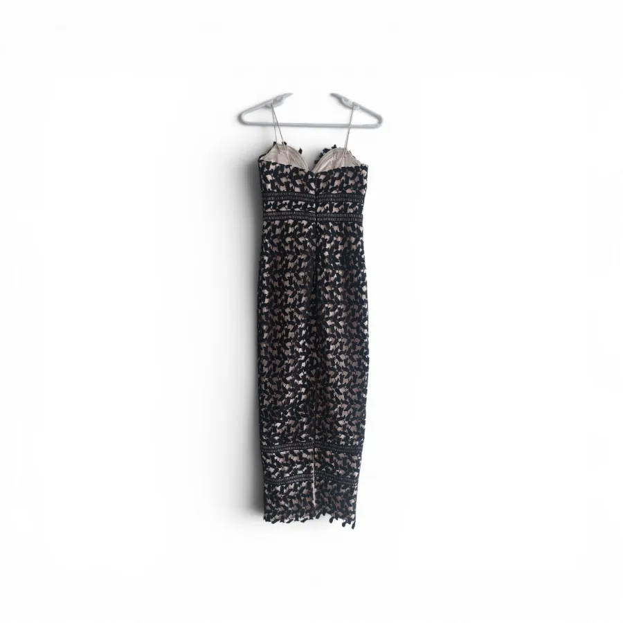 Bariano Formal Evening Gown Maxi Dress Size 6 – Black Floral Embellished Lace Cream Lined Spaghetti Strap Back Split Hem Dress - Photo 5 of 7