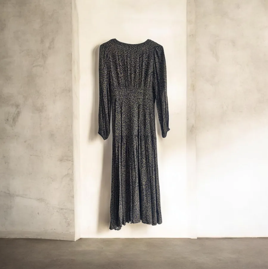Piper Maxi Dress Size 8 – Dark Green & Black Printed Long Sleeve Button Front Dress BNWT - Photo 5 of 7