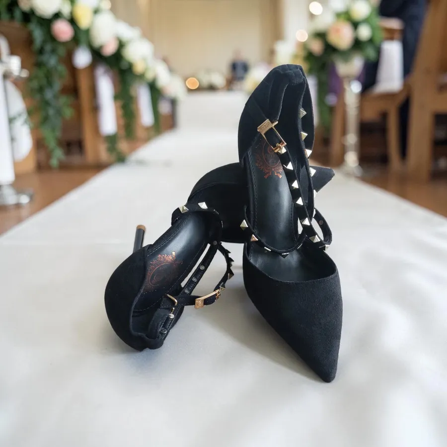 Opera Black Suede Pointed Toe 4" Heels Size 36 AU5 Criss Cross Strap Gold Stud Detail - Photo 1 of 6