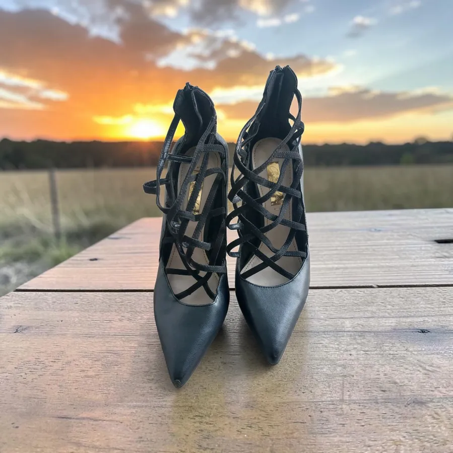 Charles & Keith Black Crisscross Stiletto, Size 36 AU 5 - Photo 4 of 5