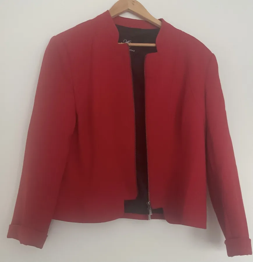 Red Anthea Crawford jacket - Photo 1 of 6