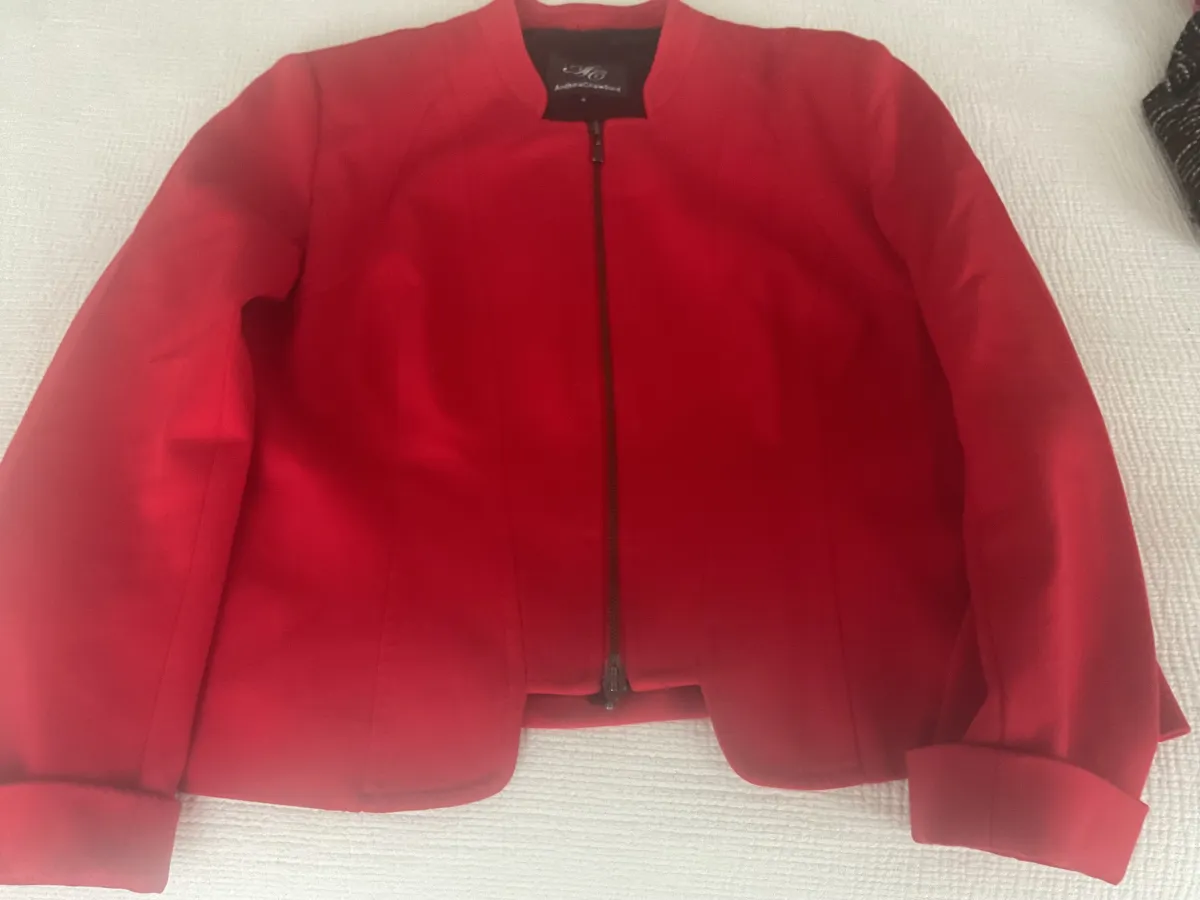Red Anthea Crawford jacket - Photo 2 of 6