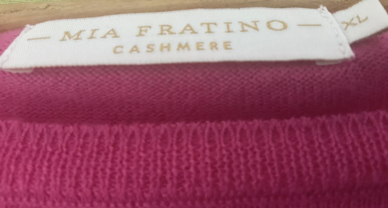 Women’s Cashmere pink top - Photo 3 of 3