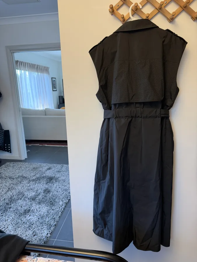Aje sleeveless long jacket - Photo 1 of 3