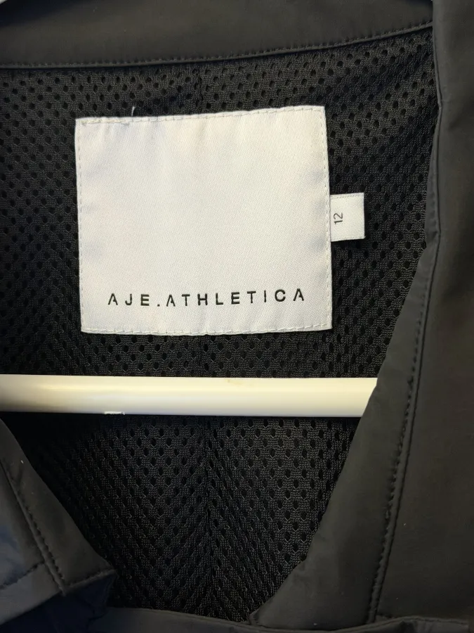 Aje sleeveless long jacket - Photo 3 of 3