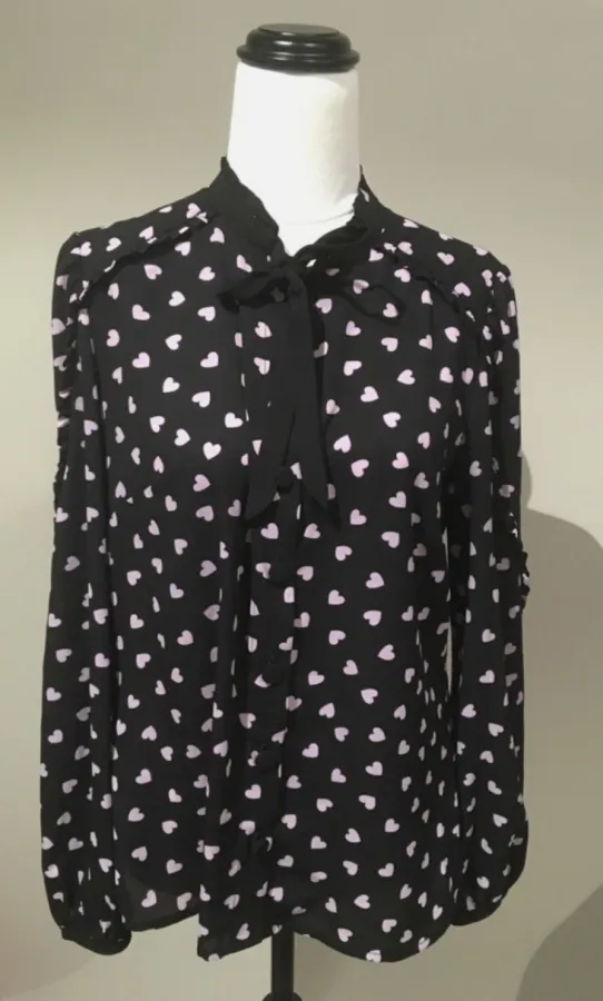 Review Hearts Print Blouse Top Size 10 - Photo 1 of 3