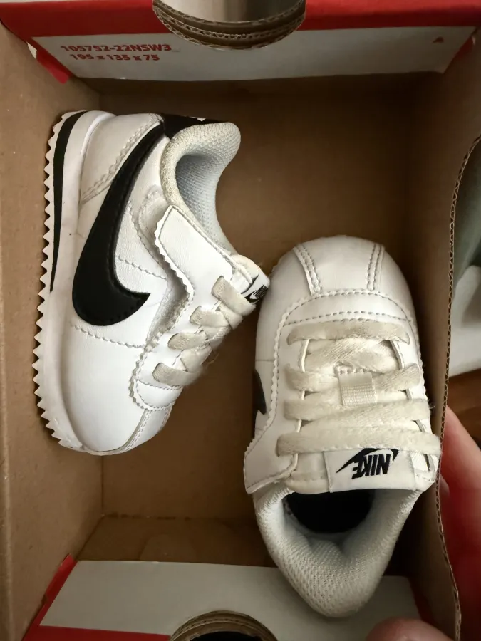 Nike cortex shoes size 4c - Photo 2 of 5