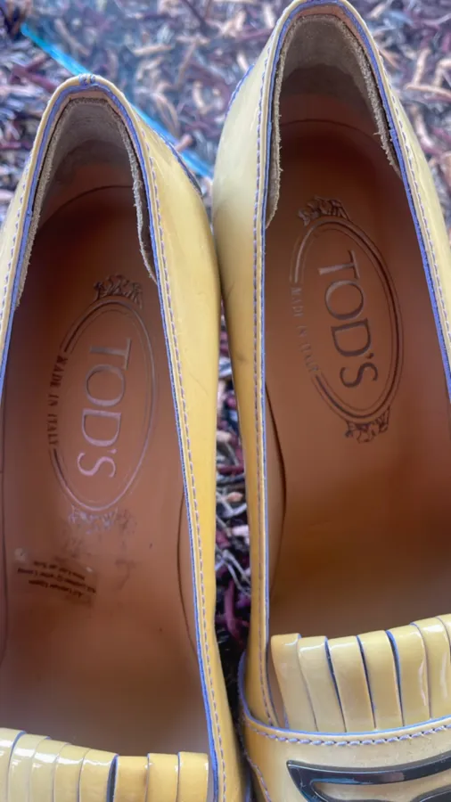 LADIES TOD’S SHOES SIZE 37.5 - Photo 5 of 9