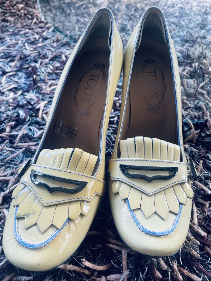 LADIES TOD’S SHOES SIZE 37.5 - Photo 8 of 9