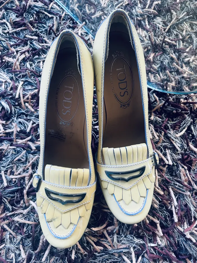 LADIES TOD’S SHOES SIZE 37.5 - Photo 9 of 9